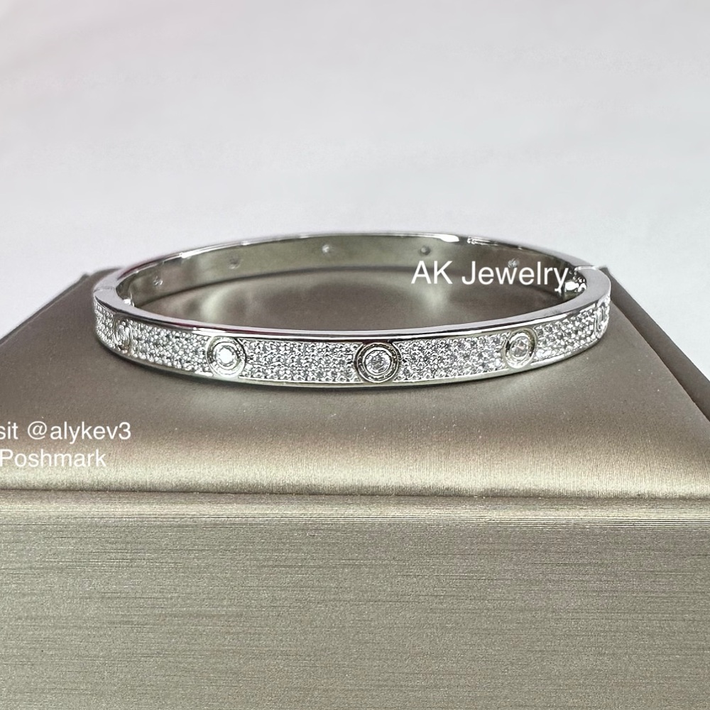 💎LUXURY SNAP Pave Diamond Style Design Bracelet, Bangle, Cuff, Click Snap - Picture 2 of 7